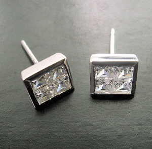   Collection of cubic zironia lady's jewellery wholesale square clear cz sterling silver studs earring  