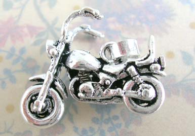   Automobile jewelry from China wholesale motorcycle sterling silver pendant       