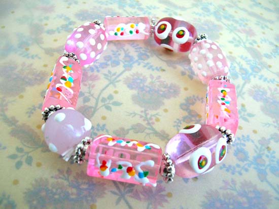 Fashion artist China handicraft wholesale lampwork pinky beaded bracelet 